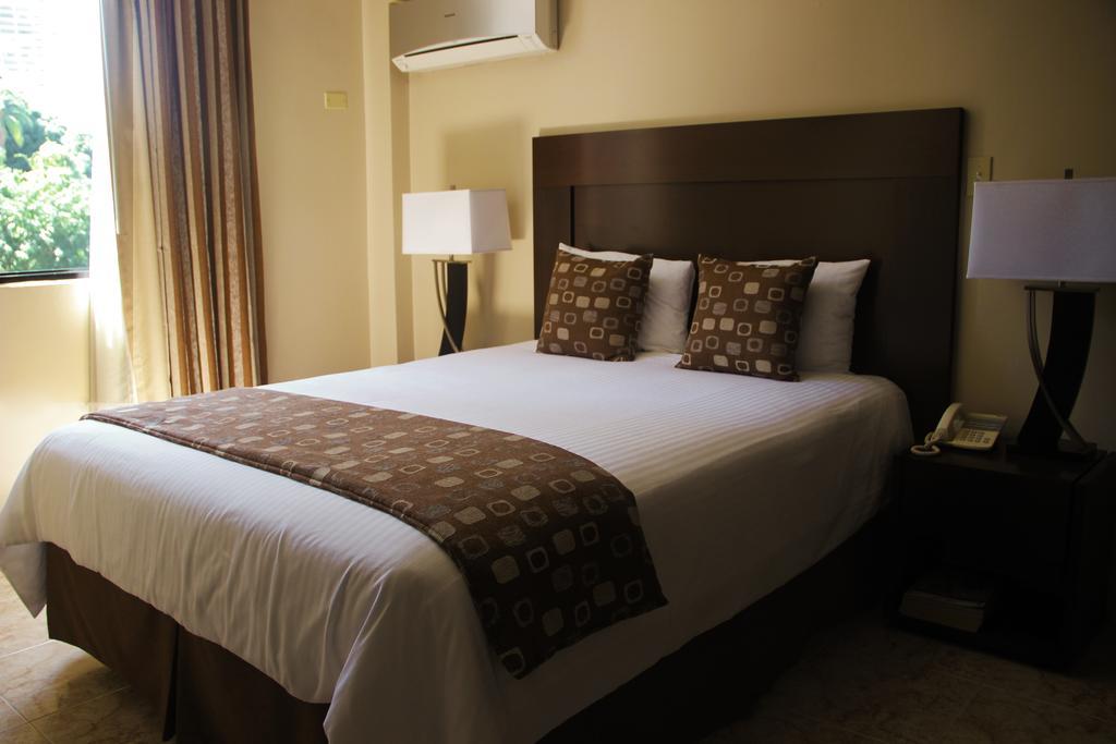 Aparthotel Sevilla Suites Ciudad de Panamá Habitación foto